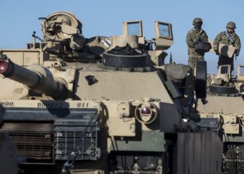 Autostrada dla czołgów? Trwa przebudowa A2