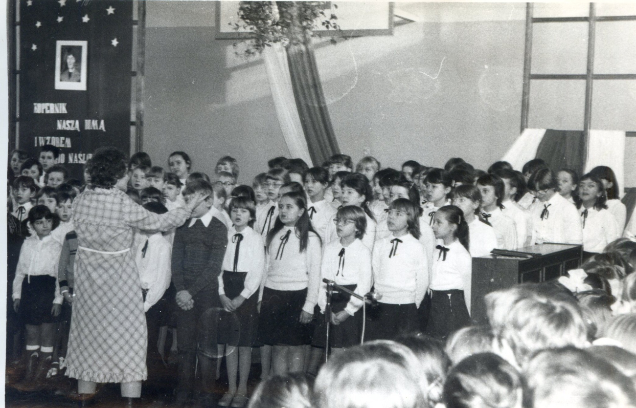 Szkoły już nie ma, ale są zdjęcia. Zobacz!