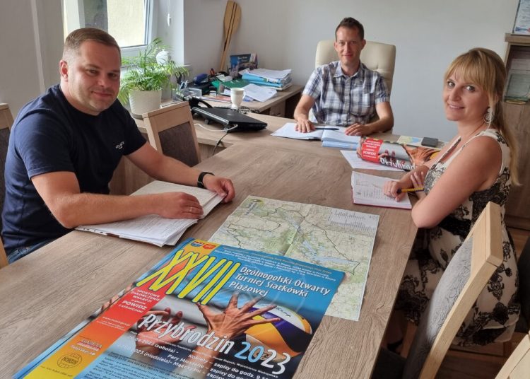 Sportowe zakończenie wakacji w Przybrodzinie