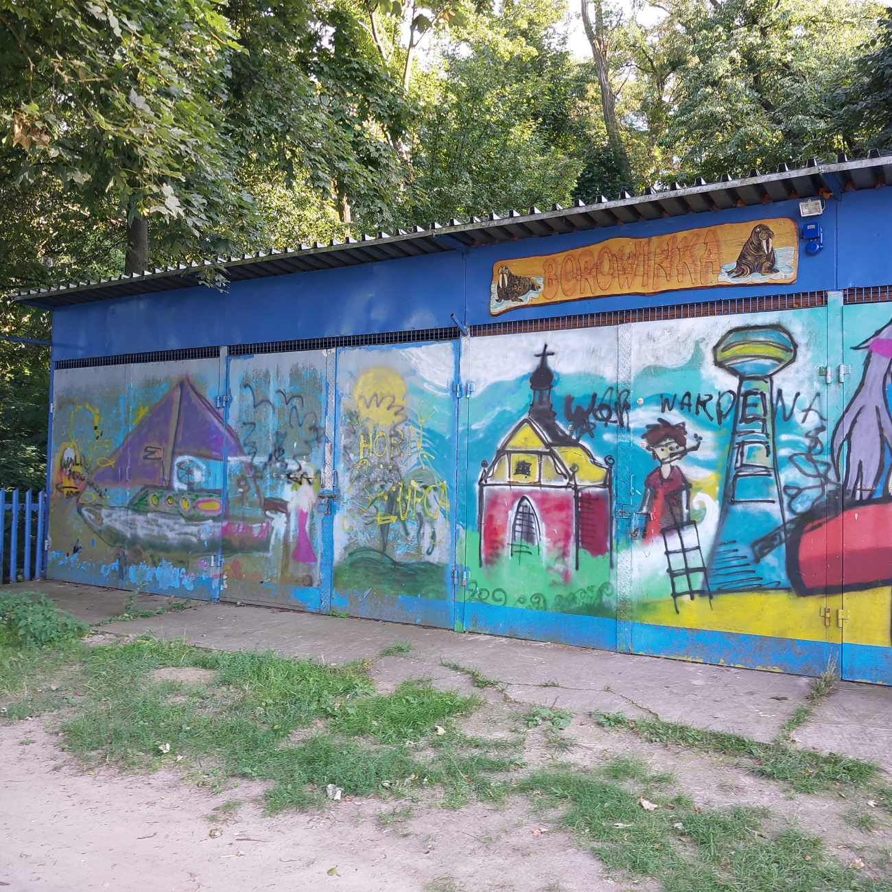 Wandale nad jeziorem