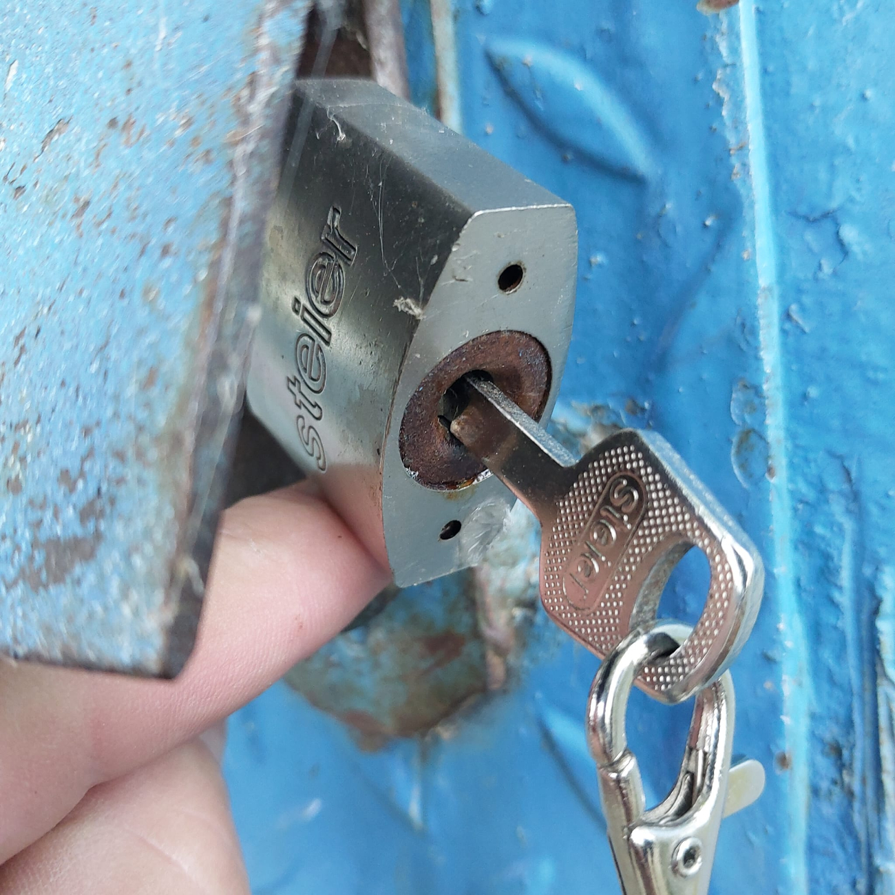 Wandale nad jeziorem