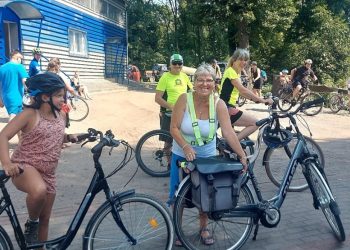 Sobota na rowerze. Poznali zakątki Powidzkiego Parku Krajobrazowego