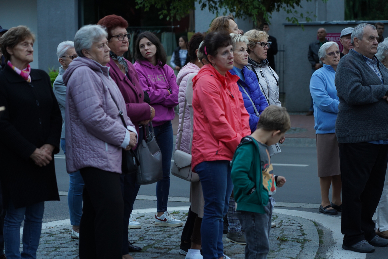 Słupczanie spotkali się przy kolumnie ZDJĘCIA