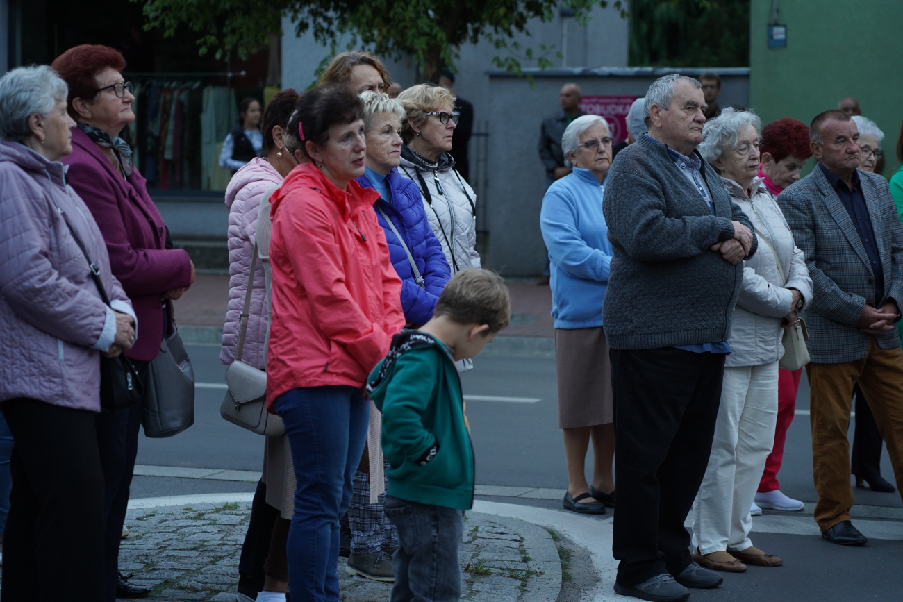 Słupczanie spotkali się przy kolumnie ZDJĘCIA
