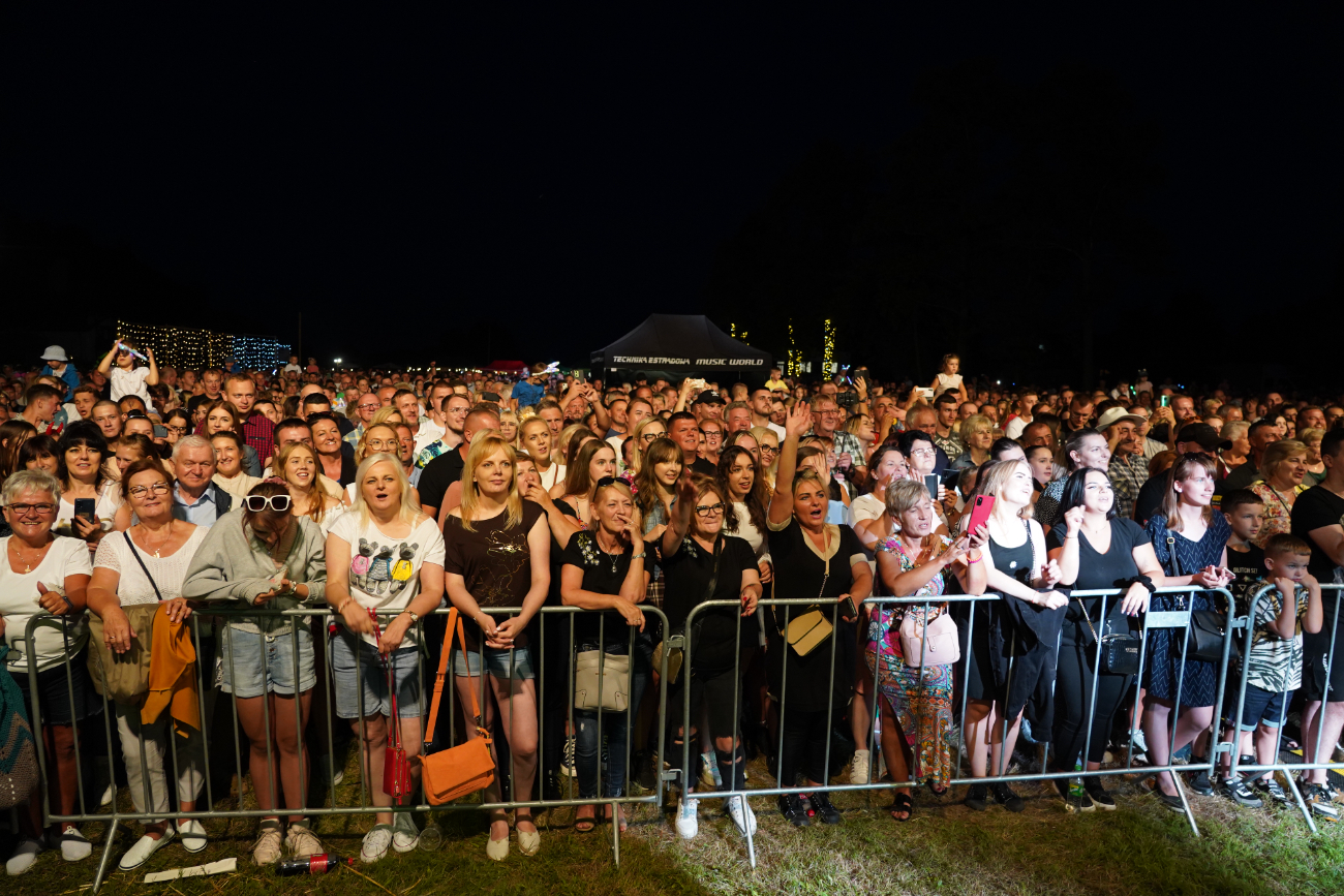 Tak się bawi Imielno. Zdjęcia z niezwykłych dożynek