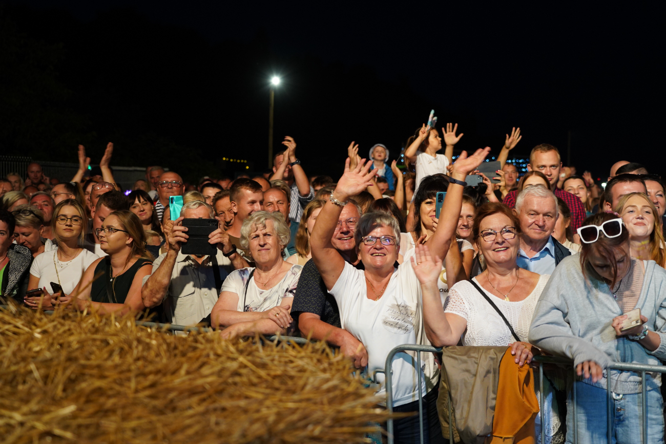 Tak się bawi Imielno. Zdjęcia z niezwykłych dożynek