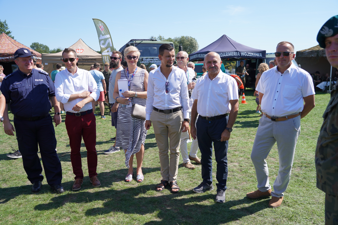 Piknik wojskowy w Ostrowitem. Zobacz zdjęcia