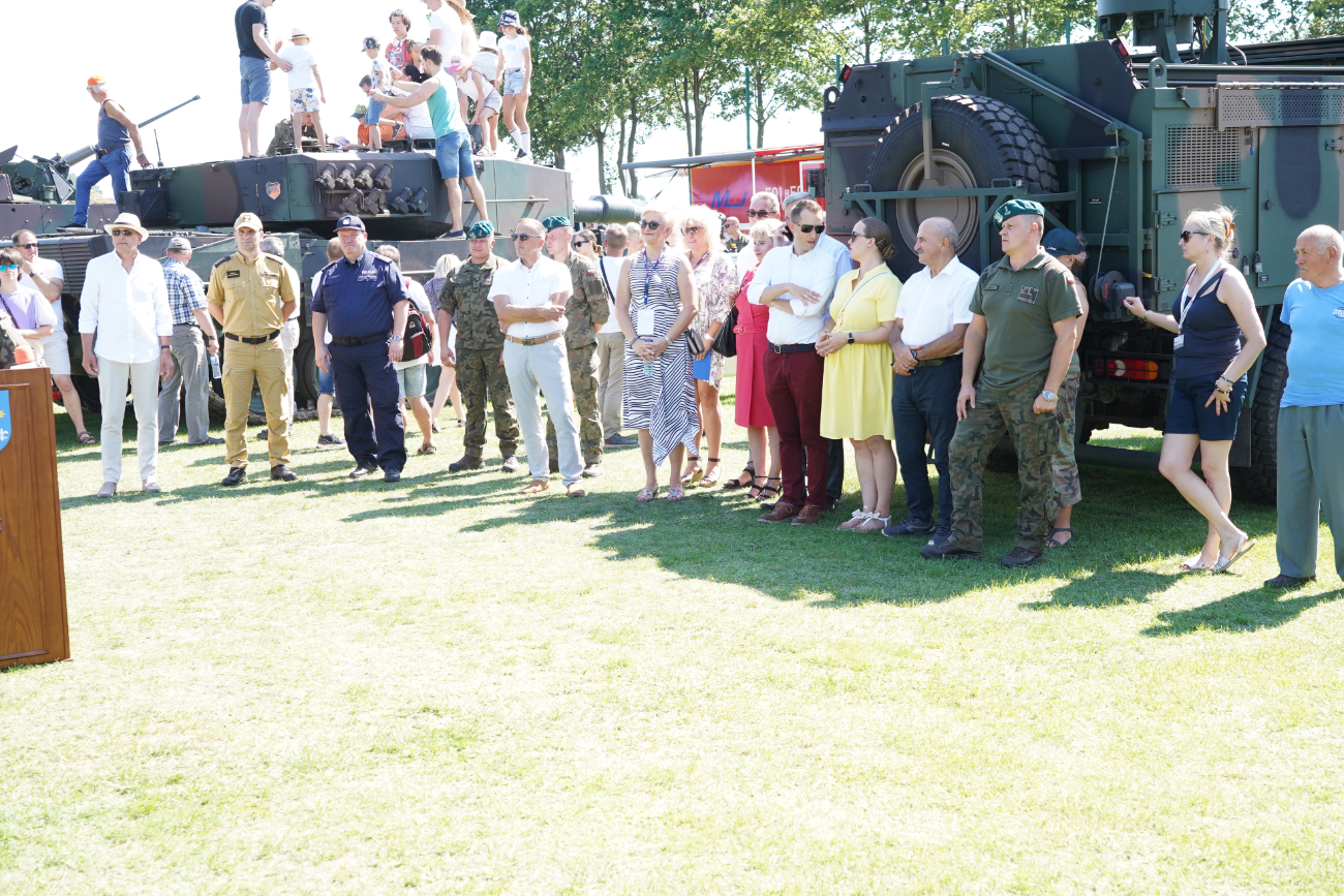 Piknik wojskowy w Ostrowitem. Zobacz zdjęcia