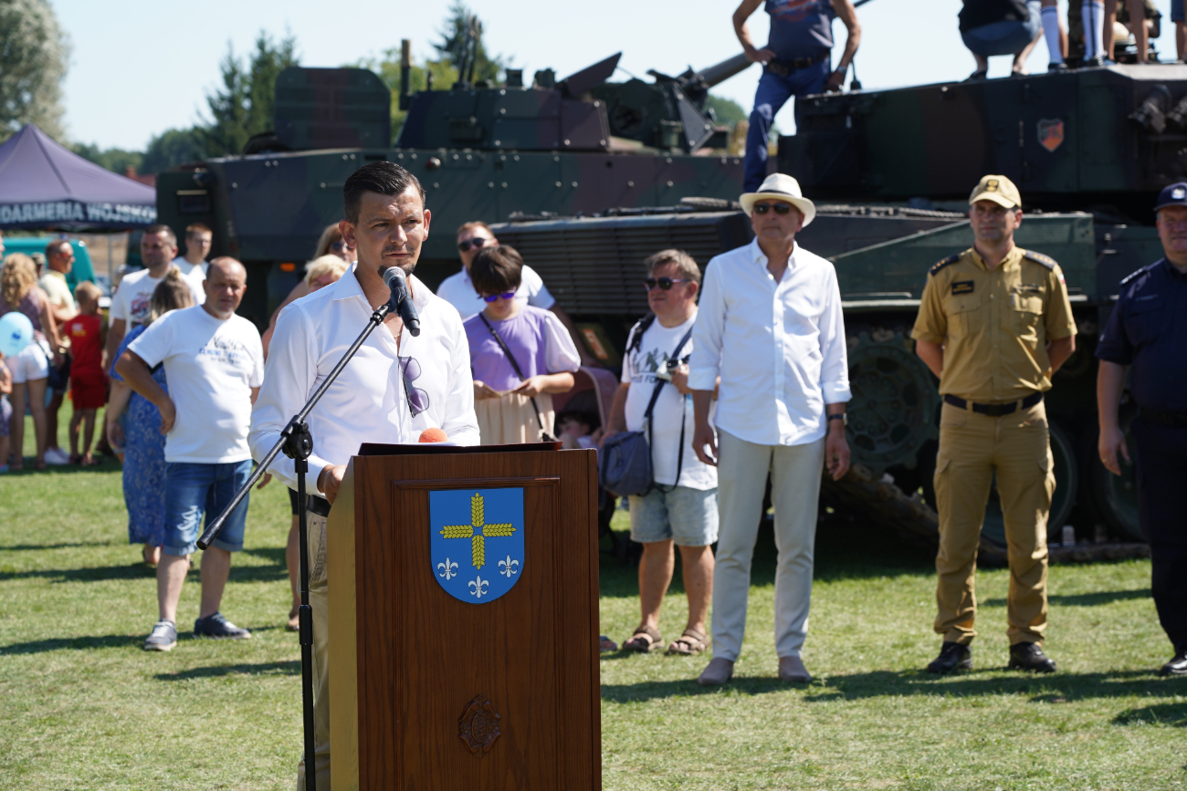 Piknik wojskowy w Ostrowitem. Zobacz zdjęcia