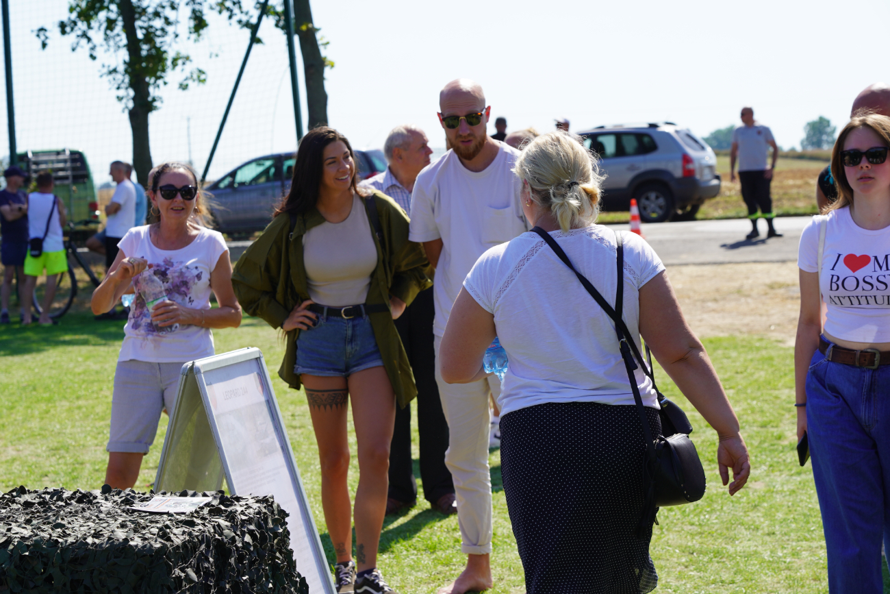 Piknik wojskowy w Ostrowitem. Zobacz zdjęcia