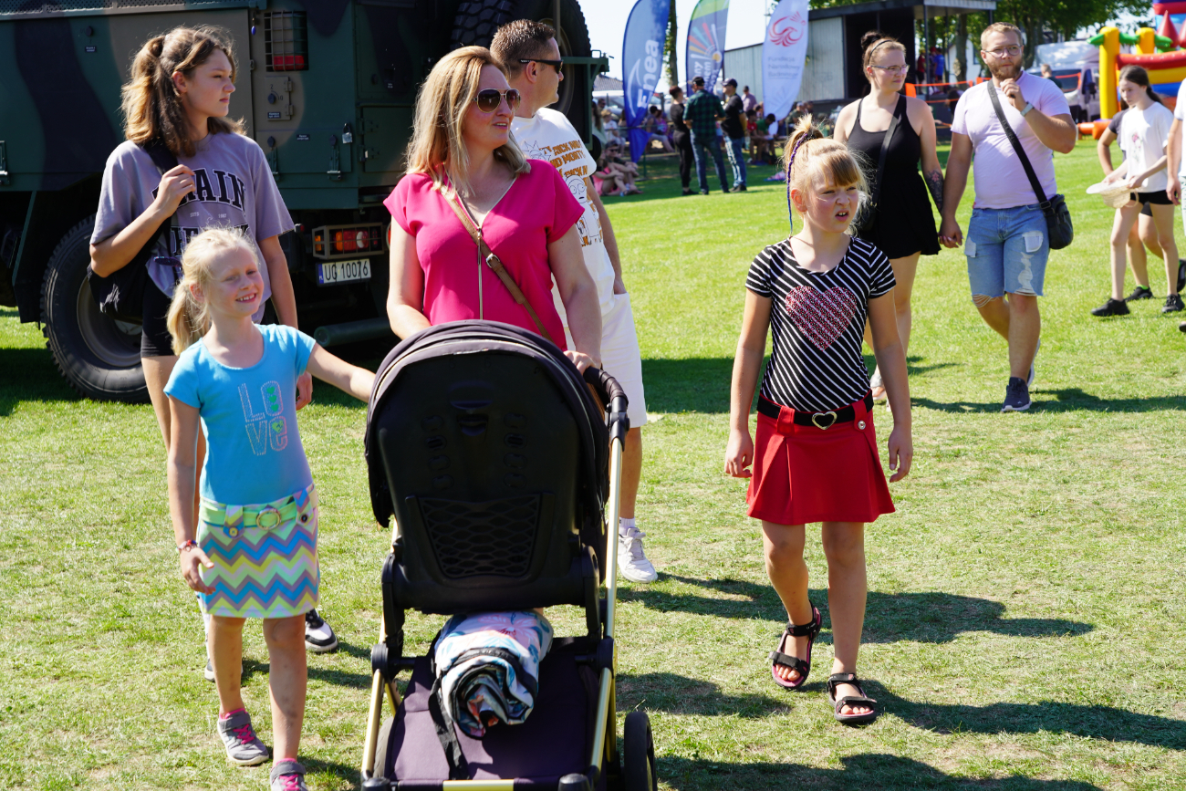 Piknik wojskowy w Ostrowitem. Zobacz zdjęcia