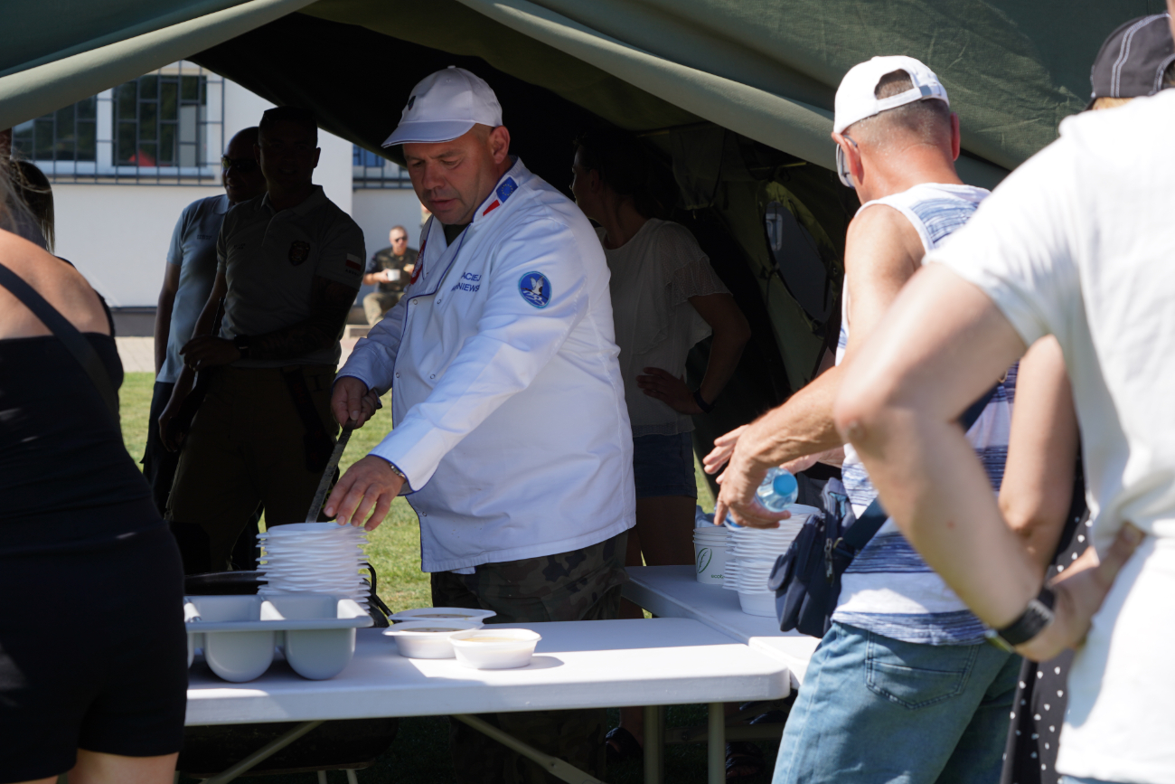 Piknik wojskowy w Ostrowitem. Zobacz zdjęcia