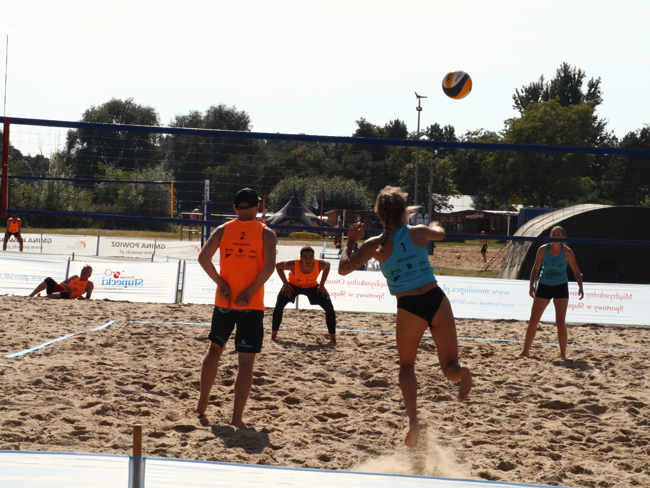 Ogólnopolski turniej siatkówki plażowej w Przybrodzinie. Zobacz zdjęcia