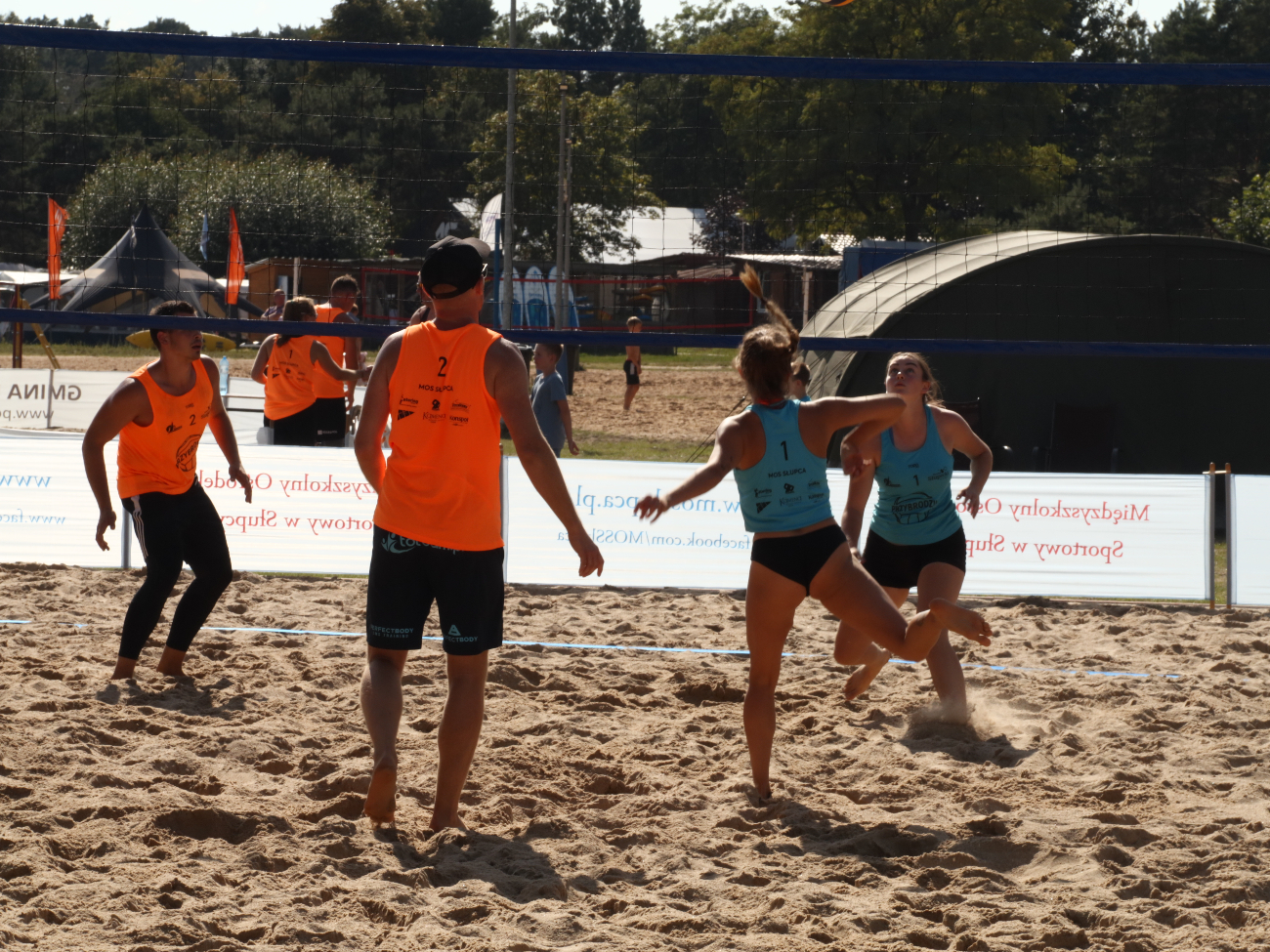 Ogólnopolski turniej siatkówki plażowej w Przybrodzinie. Zobacz zdjęcia