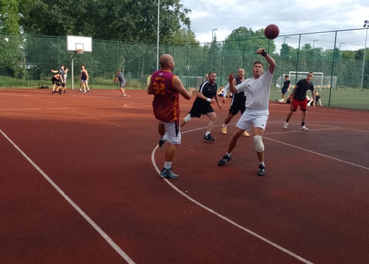 Stała paczka drużyn