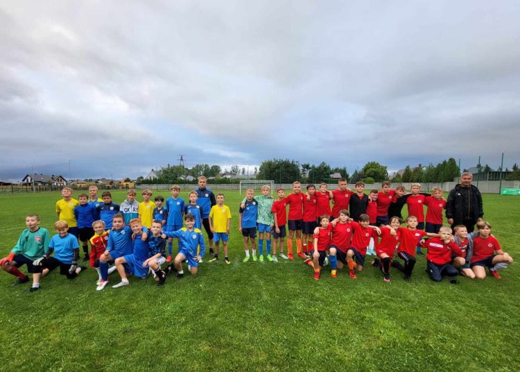 Sparingowe starcia najmłodszych