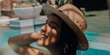 Profesjonalna pielęgnacja skóry latem – o czym trzeba pamiętać?