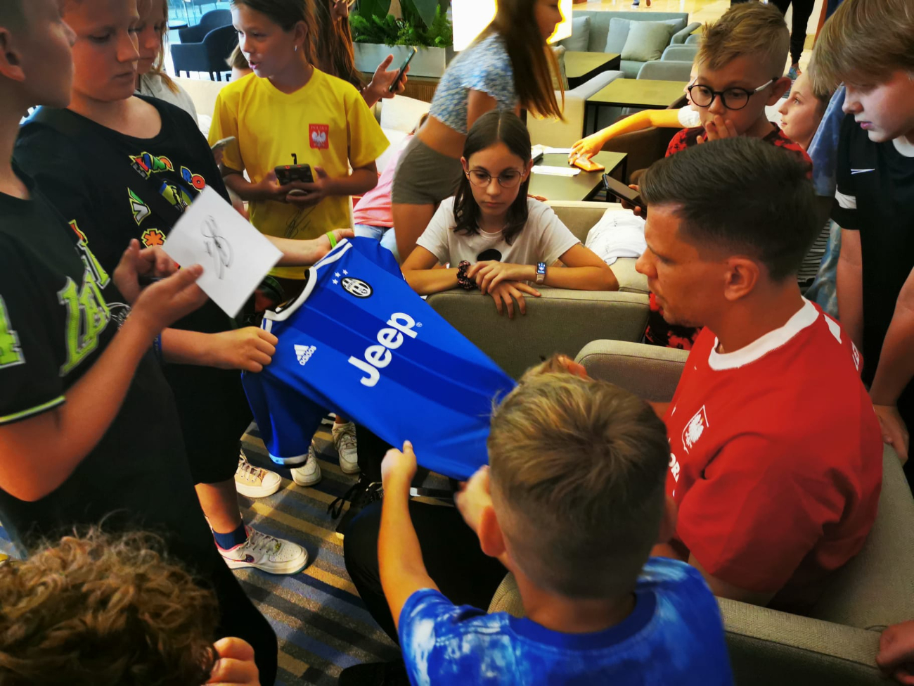 Kadrowicz zaprosił całą klasę z Giewartowa