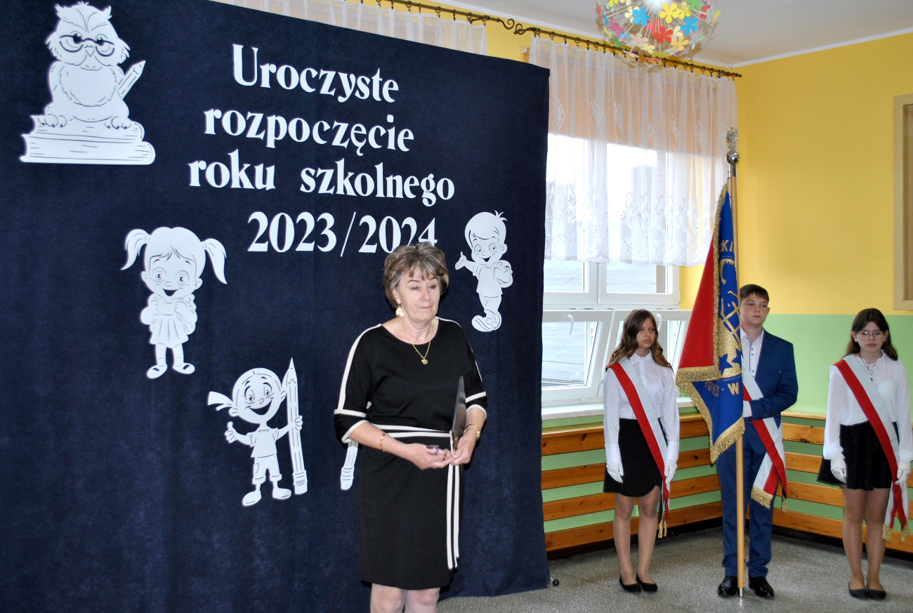 Rozpczęcie roku szkolnego w Drążnej