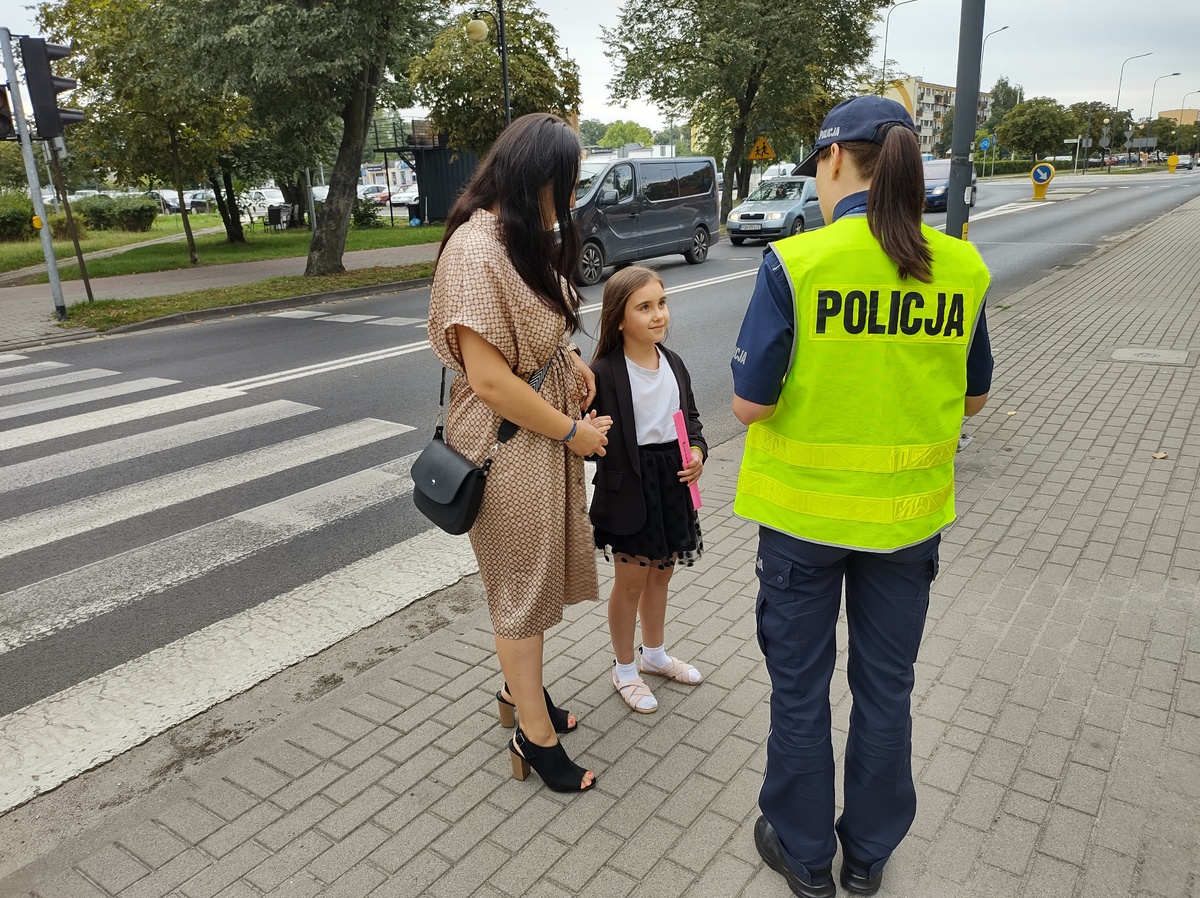 Policjanci przy szkołach. Zwracali uwagę na…