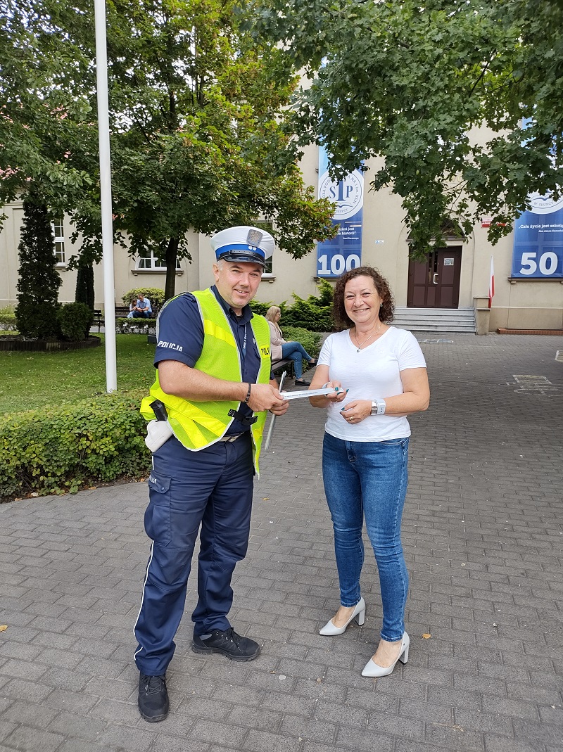 Policjanci przy szkołach. Zwracali uwagę na…
