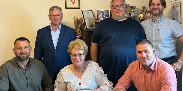 Dobra wiadomość dla mieszkańców Piotrowic. Rusza rozbudowa ulicy