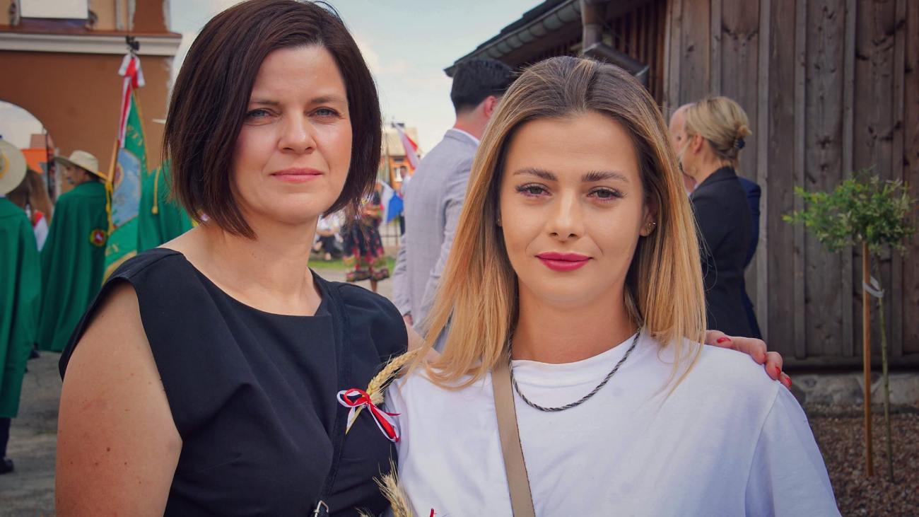 Dożynki powiatowe. Zdjęcia z uroczystości w kościele