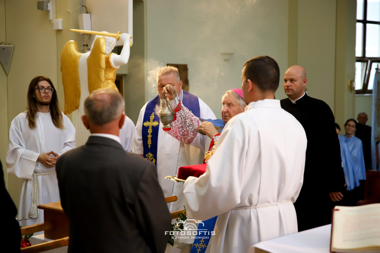 Uroczyście przyjęli figurę. W Kozalu trwają dni skupienia