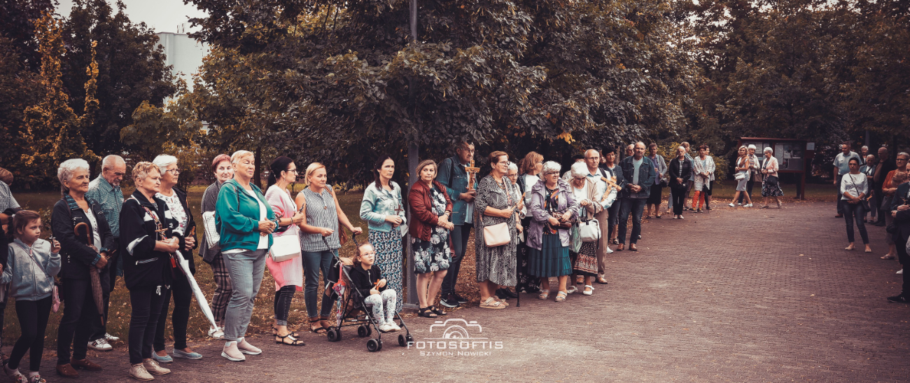 Droga Krzyżowa przeszła ulicami Słupcy ZDJĘCIA