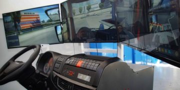 Zawodówka ma nowoczesny sprzęt. Testował go dziś starosta