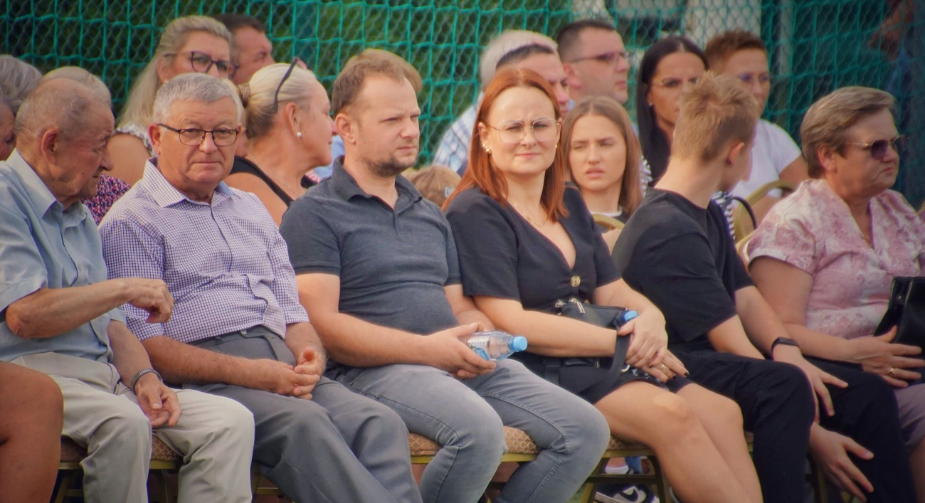 Uczniowie Ekonomika złożyli ślubowanie ZDJĘCIA