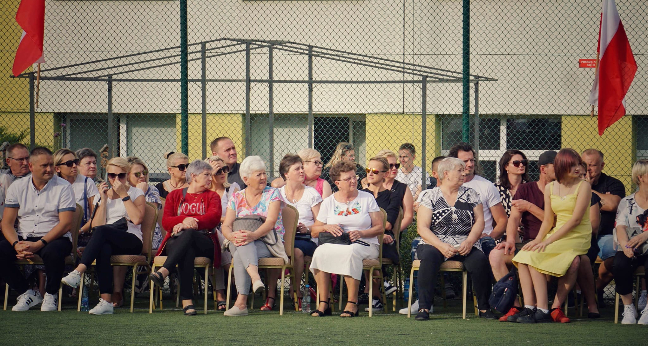 Uczniowie Ekonomika złożyli ślubowanie ZDJĘCIA