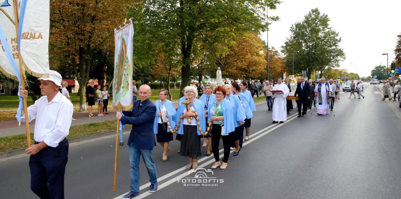 Uroczyście przyjęli figurę. W Kozalu trwają dni skupienia