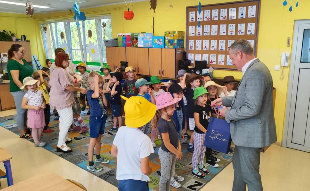 Pomysły z kapelusza na Dzień Przedszkolaka w Misiu