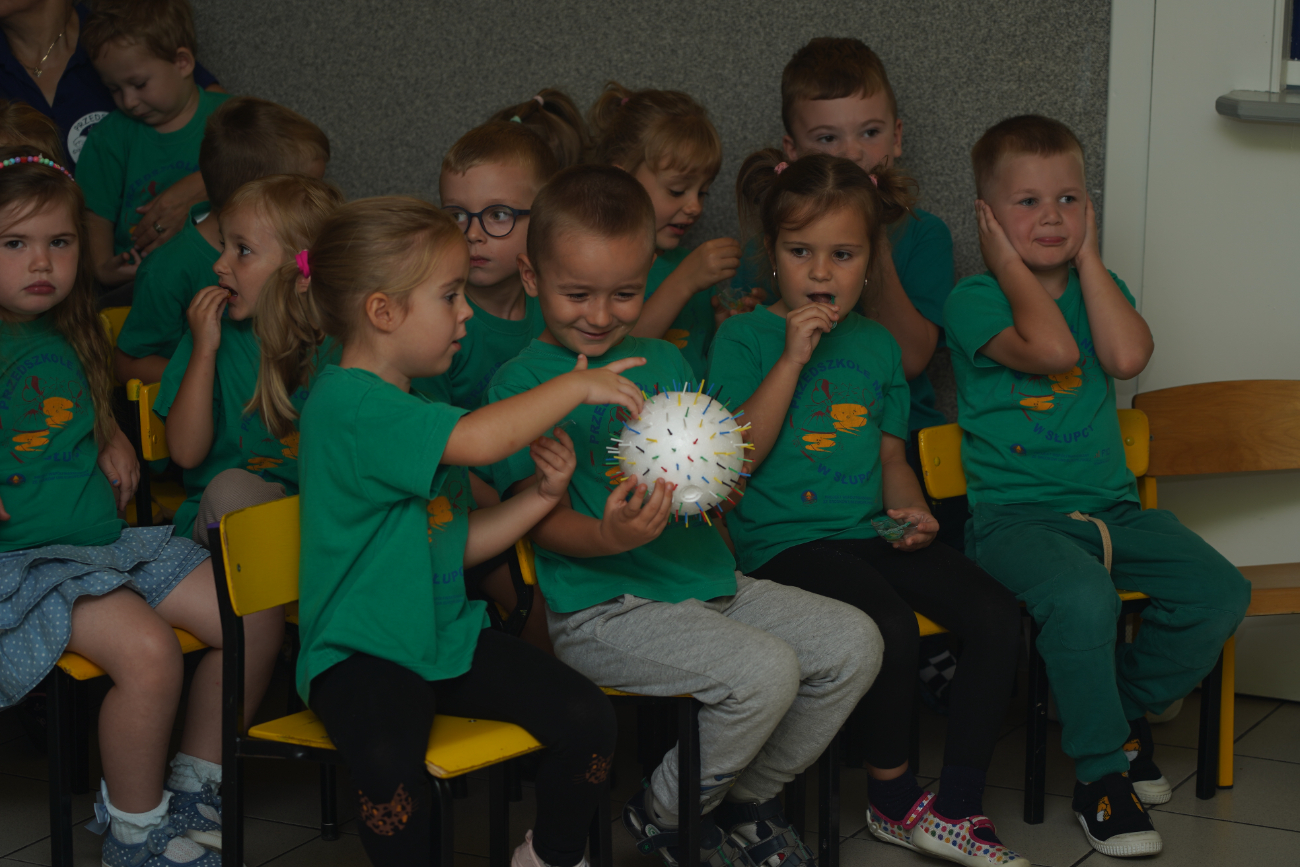 Dzieci z Jedynki dostały niezwykły prezent na Dzień Przedszkolaka