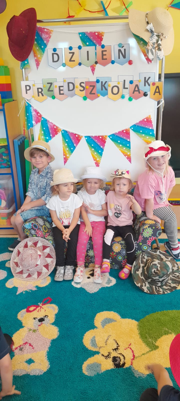 Pomysły z kapelusza na Dzień Przedszkolaka w Misiu
