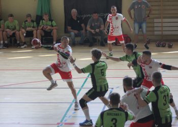 Hagard pierwszym liderem