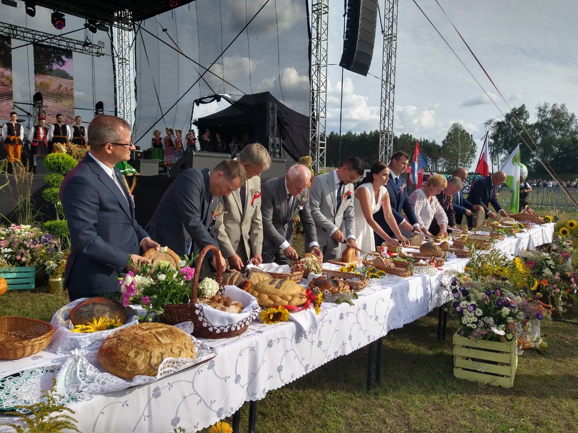 Dożynki Powiatowe w Młodojewie