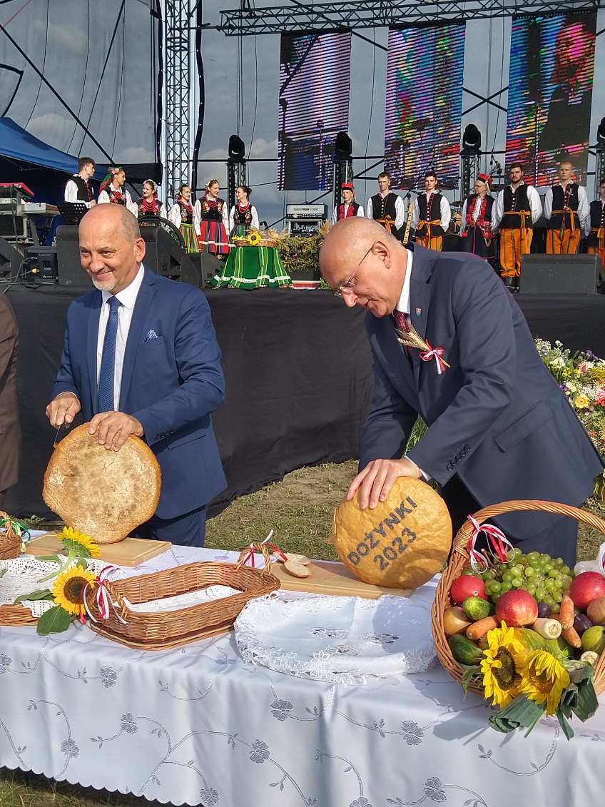 Dożynki Powiatowe w Młodojewie