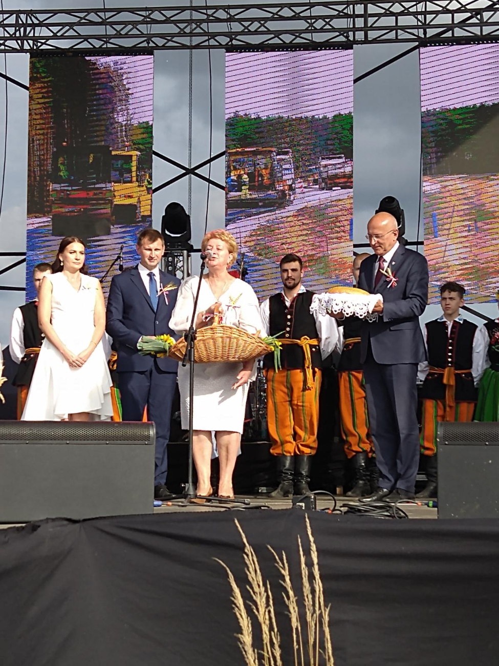 Dożynki Powiatowe w Młodojewie