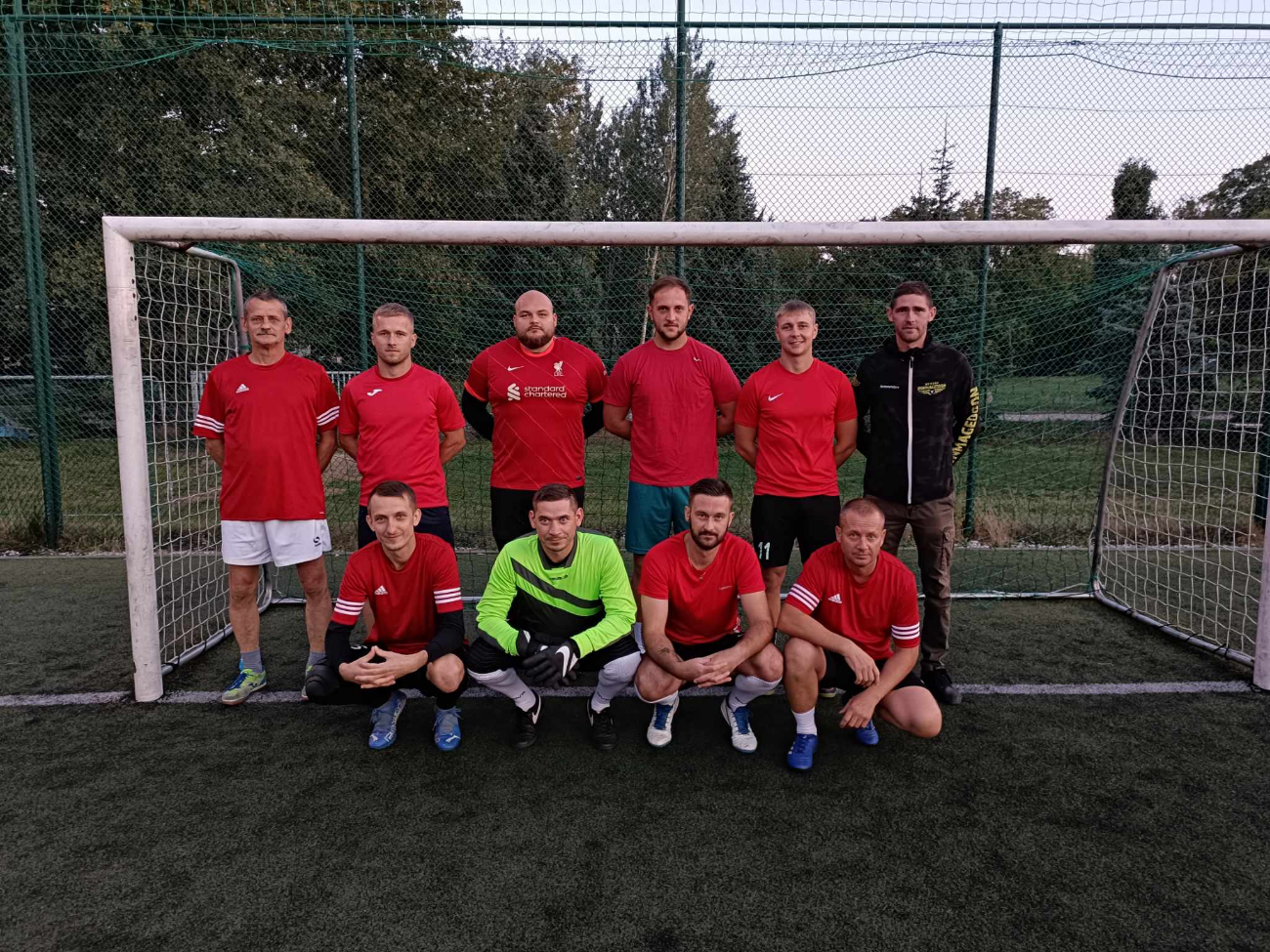 Qźnia pierwszym liderem