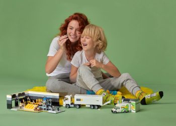 Pomysł na spędzenie czasu z rodziną? Wspólne układanie klocków!
