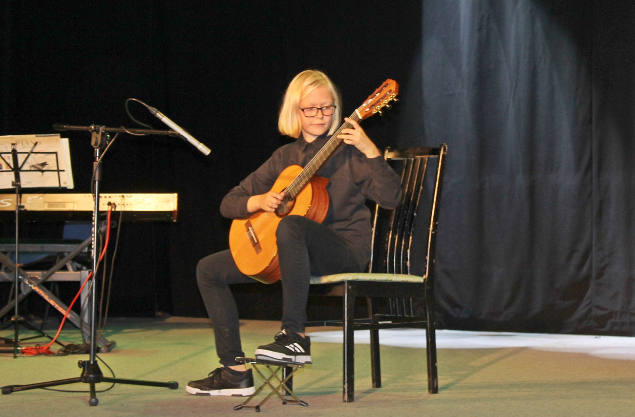 Uniwersytet rozpoczął szesnasty rok