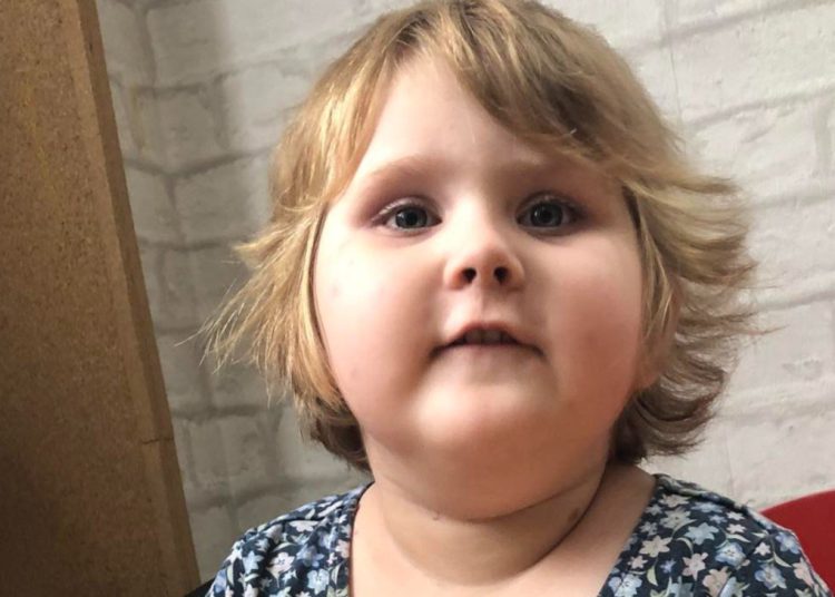 Zbierają na mówik dla Zuzi