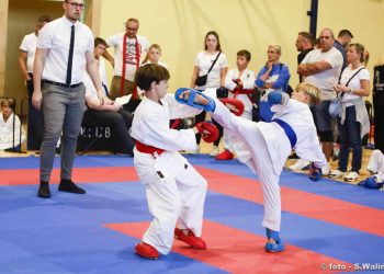 360 zawodników z 38 klubów