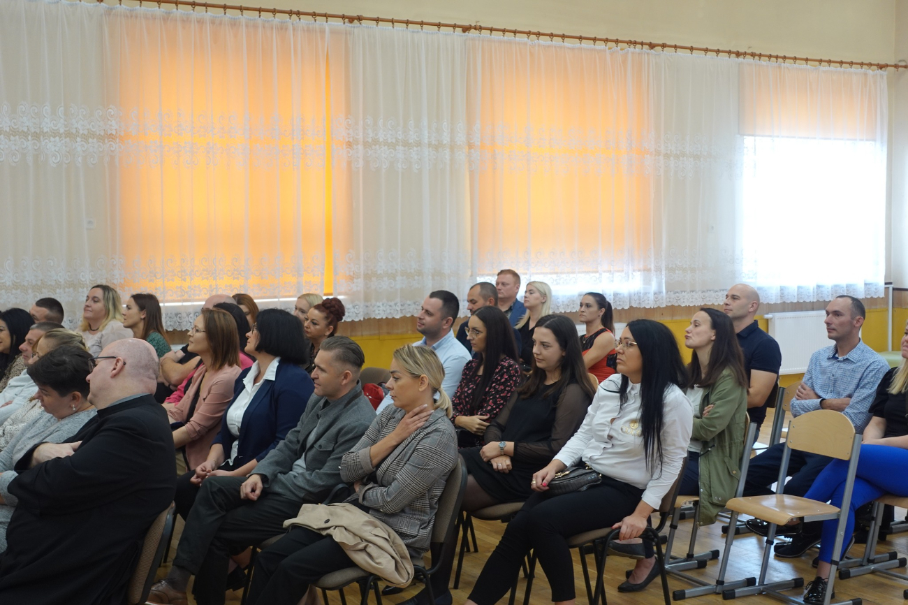 Wielki dzień pierwszaków z Giewartowa. Zobacz zdjęcia