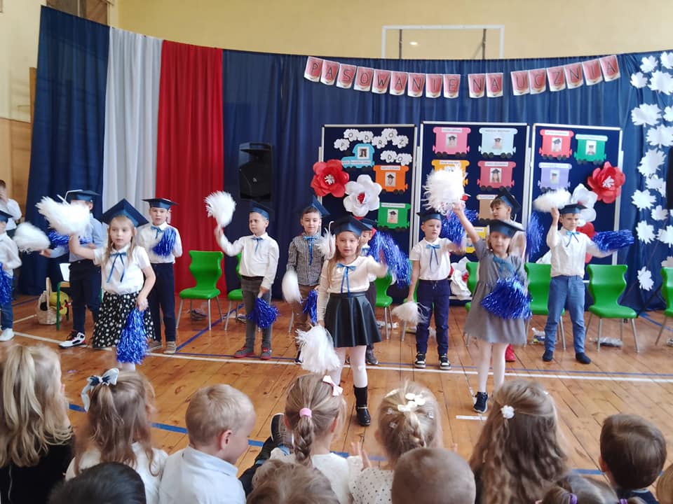 Ślubowały lądkowskie pierwszaczki