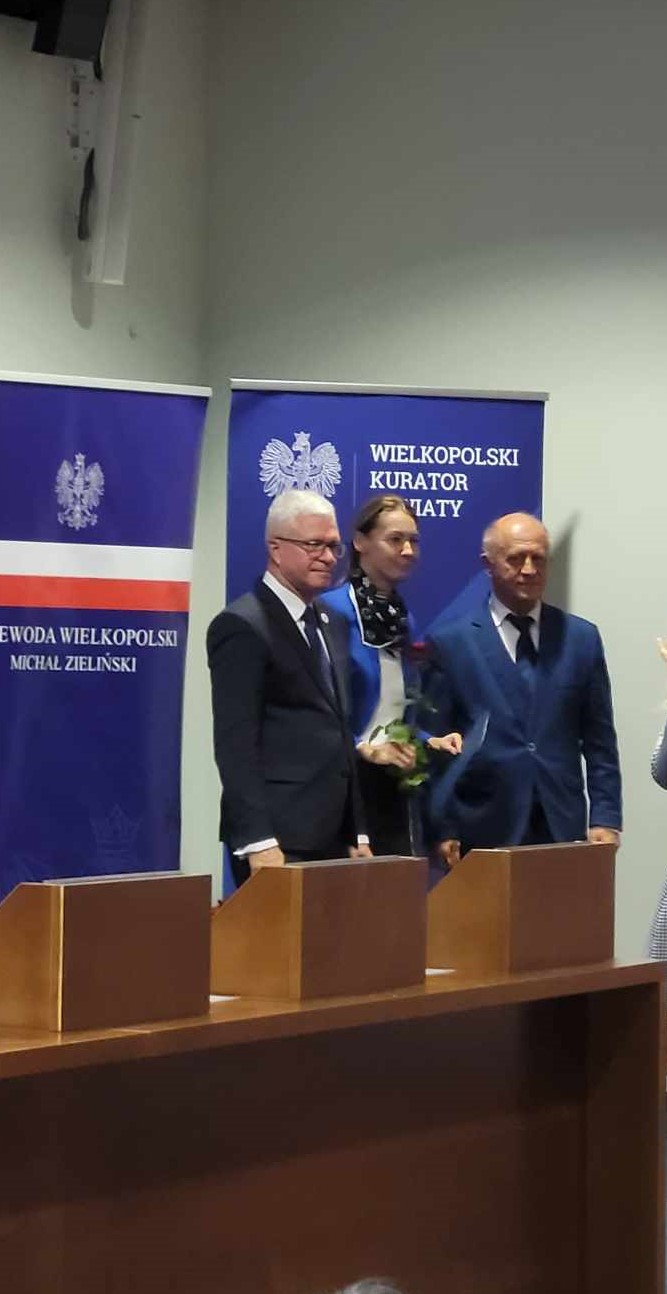 Dostała nagrodę Kuratora Oświaty