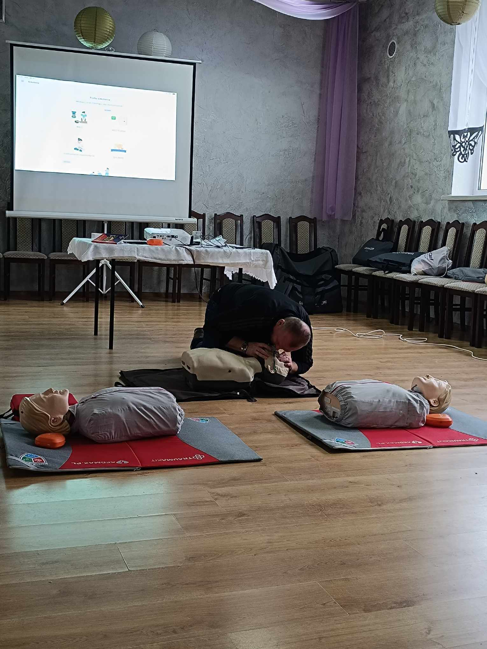 Strażacy  z Kamienia szkolili młodzież