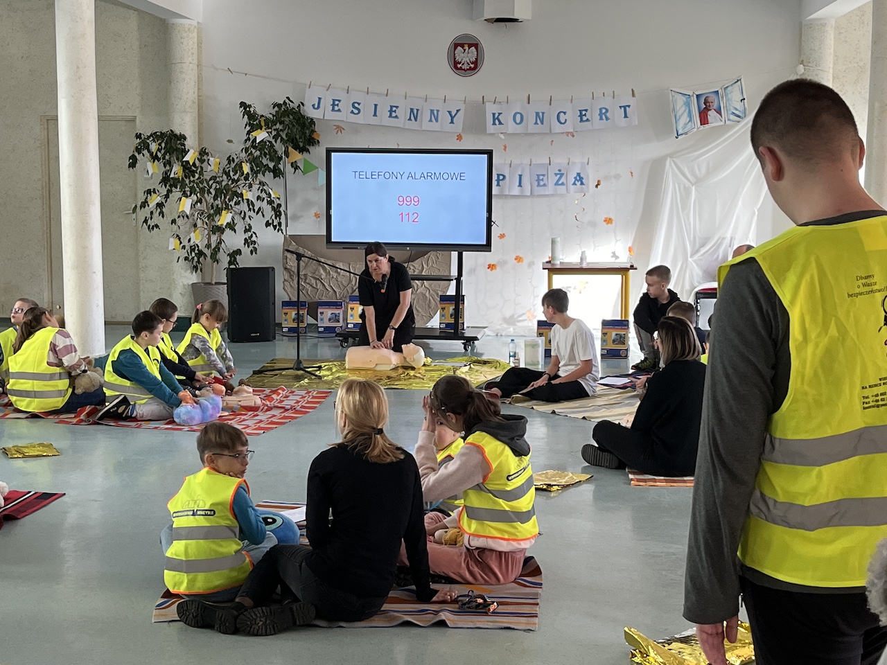 Uratuj Misia. W SOSW ćwiczyli pierwszą pomoc